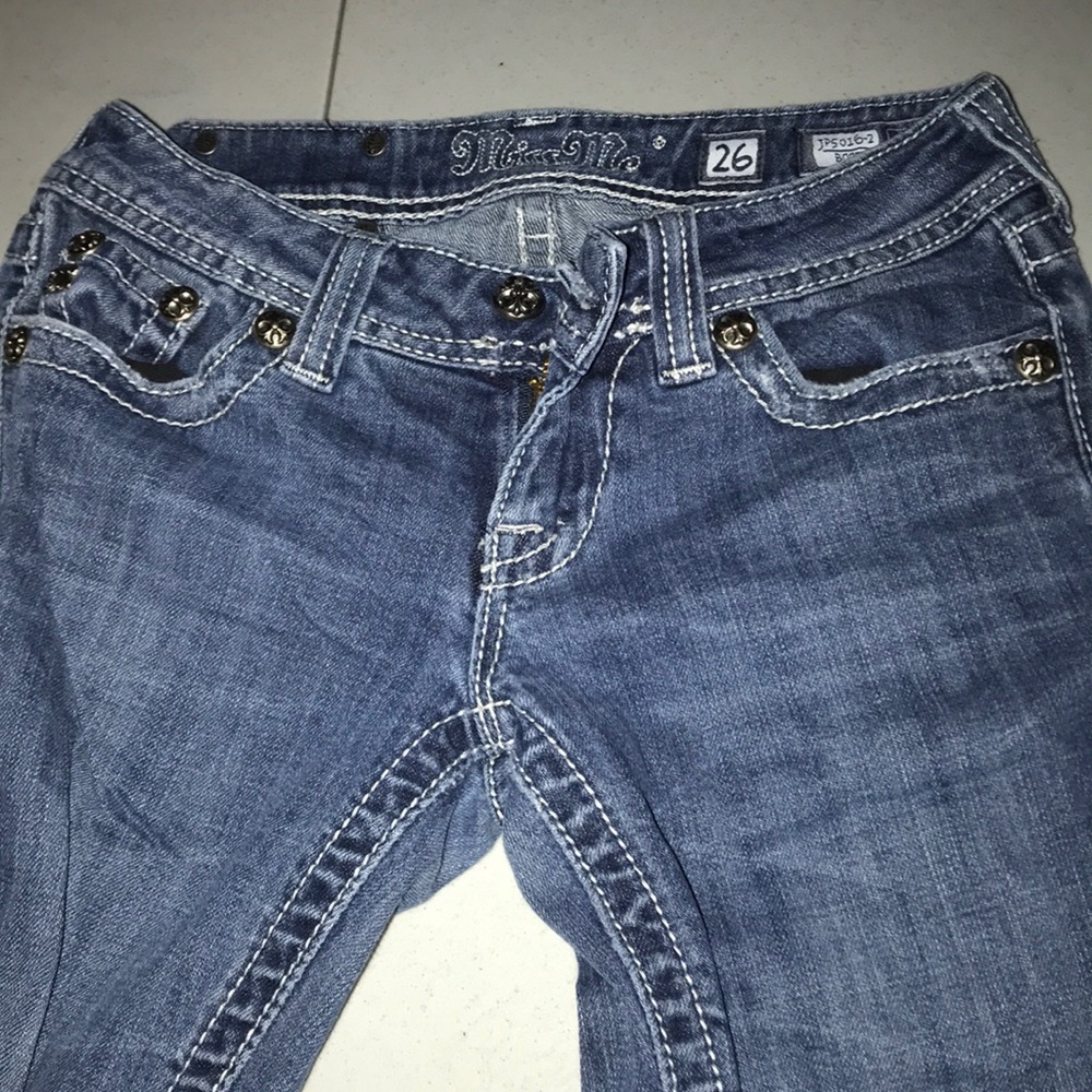 too small - Picture 2 of 2